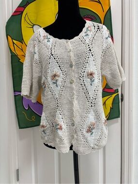 Laura Tyler Cream Crochet Floral Cardigan